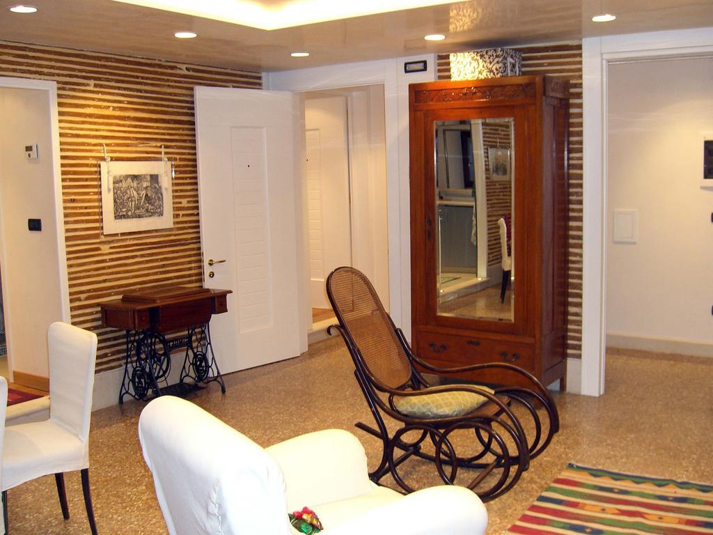 דירות ונציה La Mia Casa חדר תמונה